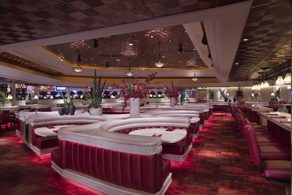Western Village Inn And Casino Спаркс Екстериор снимка