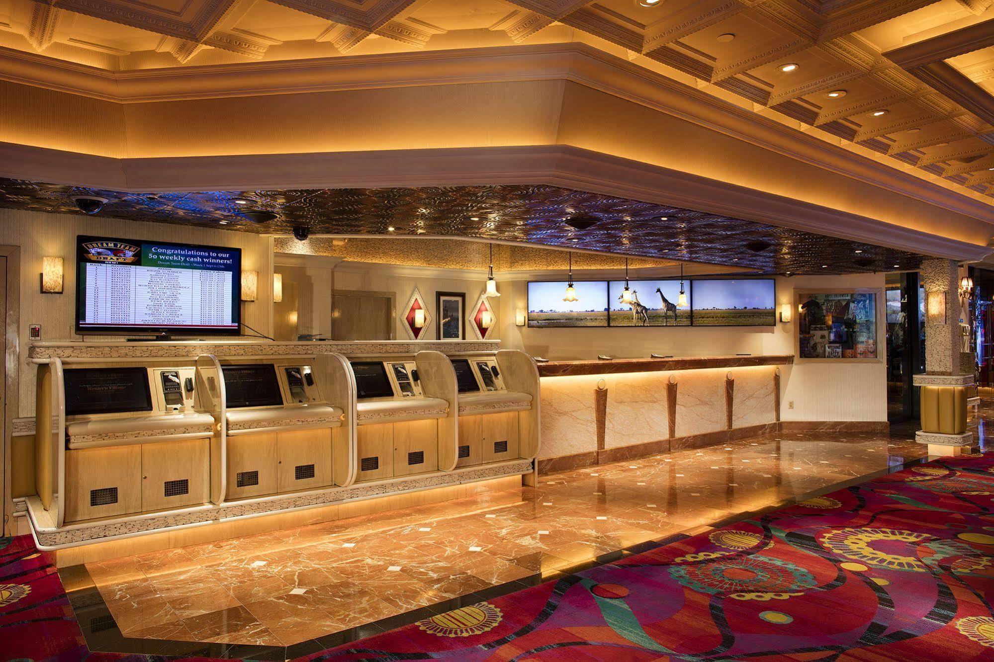 Western Village Inn And Casino Спаркс Екстериор снимка